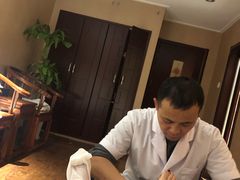 -菩提慧宾养生堂(梦幻亮点世界公园店)