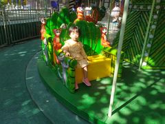 -顺德大良半月城游乐场