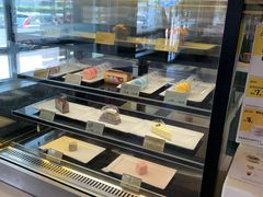 面包甜点陈列柜-麦当劳(双榆树店)