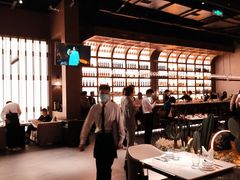 -洛缦音乐餐厅(工业展览馆万象城店)