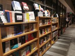 -百新书局(尚悦湾店)