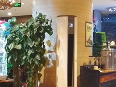 等位区-舌尖上的食缘花园主题餐厅