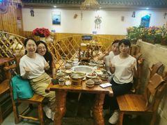-滇香肴·云南菜蒸汽石锅鱼(云南北路店)