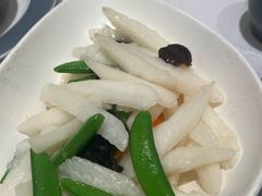甜豆云耳炒山药-鹿港小镇(黄金店)