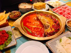 -房子红了鱼豆花重庆老火锅(广厦学院店)