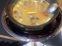 -野菌皇海景野生菌火锅(滨海大道店)