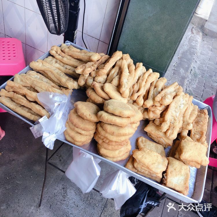 海口临高县美食｜打卡当地人气🔥早餐粥店