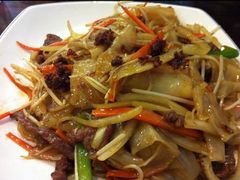 牛肉炒陳村粉-正德顺順德雙皮奶(中信店)