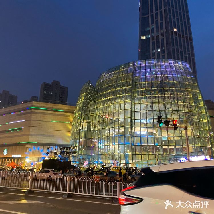 大悦城夜市