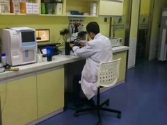 -瑞鹏宠物医院·爱宠堂(环西分院)