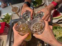-海底捞火锅鲜切牛肉主题店(长寿路店)