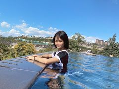 -七彩云南古滇温泉山庄
