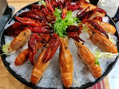 -聚汇三少·龙虾·中餐厅(莫邪路新天地店)