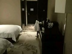 -上海怡沁园度假酒店