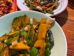 -柴窝堡22号辣子鸡·传承新疆菜