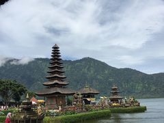 -乌鲁瓦图寺