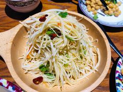 -SEEUNARI西域娜依新疆菜(环宇广场店)
