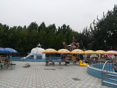 -青年湖公园水上世界