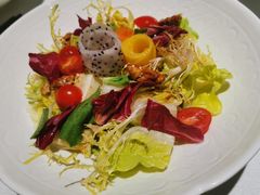 橄榄油琥珀桃仁鲜蔬-旺顺阁鱼头泡饼(小红门店)