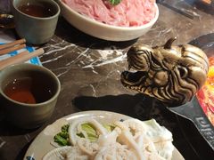 -渝大狮毛肚老火锅(遂宁万达店)