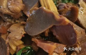 Goose Offal and Duck Stew