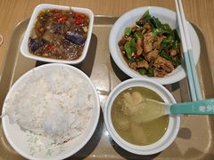-老乡鸡(国华广场店)
