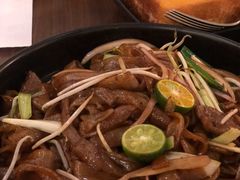 干炒牛河-来龙里 精致 东南亚餐室(万象城店)