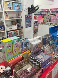 -逝水玩具折扣店