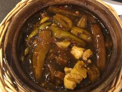 咸鱼鸡粒茄子煲-熠盛粤味(永康路店)