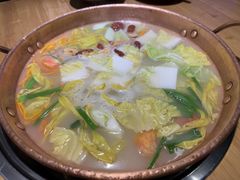 丽江腊排骨锅底-洱火云南酸菜牛肉火锅(石景山当代商城店)