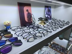 -广州宝岛眼镜武汉和光眼镜市场西区店