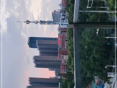 -崇仁路(地铁站)