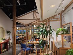 -渝信川菜 · 川味家常菜(财富购物中心店)