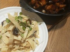 -峨嵋小镇·川菜(勒泰中心店)