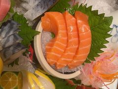 -鼎泰亨·海鲜牛肉餐厅(滨江店)