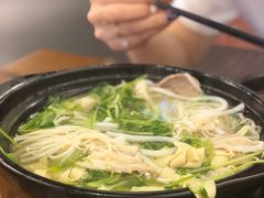 -丽虹云南过桥米线(兴工街店)