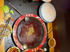 -水巷子·巴掌腰片重庆火锅(巧家店)