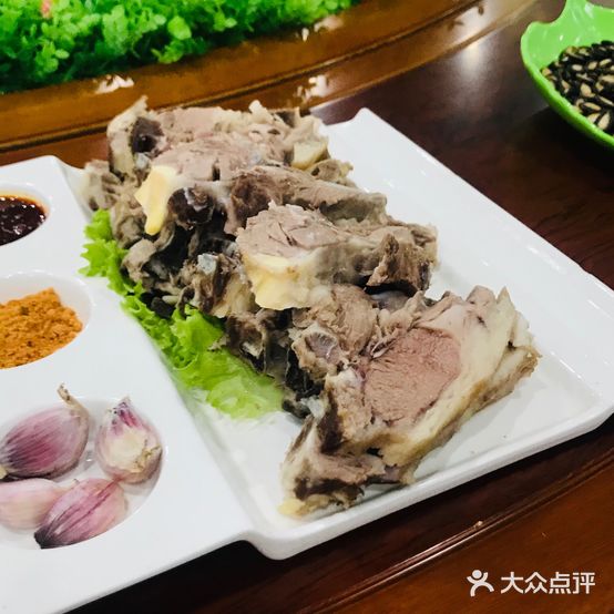 三江源美食城