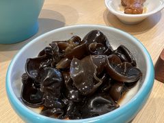 -灵芝妹子海鲜米线(劳动公园店)