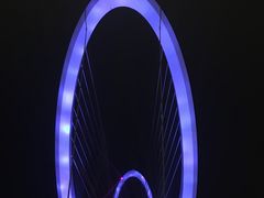 -南京眼步行桥