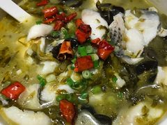 酸菜黑鱼-渝是乎酸菜鱼(龙旗购物中心店)