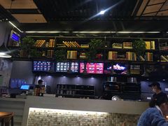 -何记花甲(印象城店)