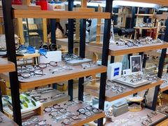 -肆兮眼镜·蔡司·徕卡战略合作店(大坪店)