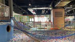 -塔塔王国·主题儿童游乐园(奥城商业广场店)