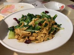 -四小姐的店(泉舜店)