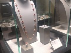 -梵克雅宝(国贸商城店)