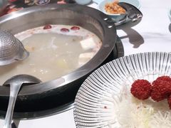 -马家斑.鲜鱼火锅(松湖万科店)