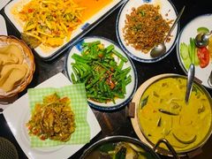 打抛豬肉包菜-金厨泰国餐厅·全泰籍厨师料理(拱北店)