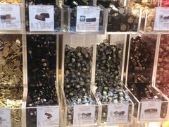 -VENCHI 闻绮(上海佛罗伦萨小镇店)