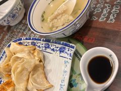 -长人馄饨铺(解放街店)